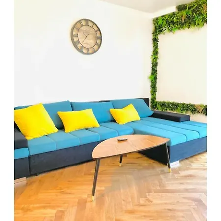 Apartament F2 Proche Commodite *