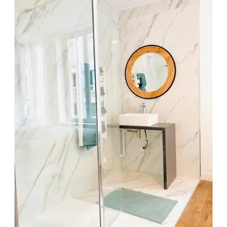 Apartamento F2 Proche Commodite Ruão