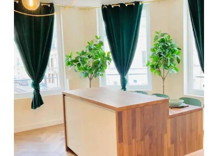 F2 Proche Commodite Apartament Rouen