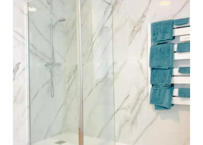 F2 Proche Commodite Apartament Rouen