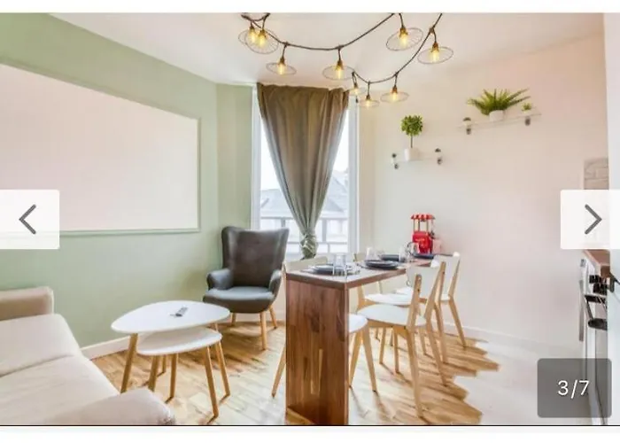 F2 Proche Commodite *